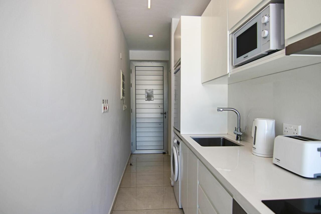 Phaedrus Living - Seaside Luxury Flat Harbour 104 Apartment Paphos Exterior foto