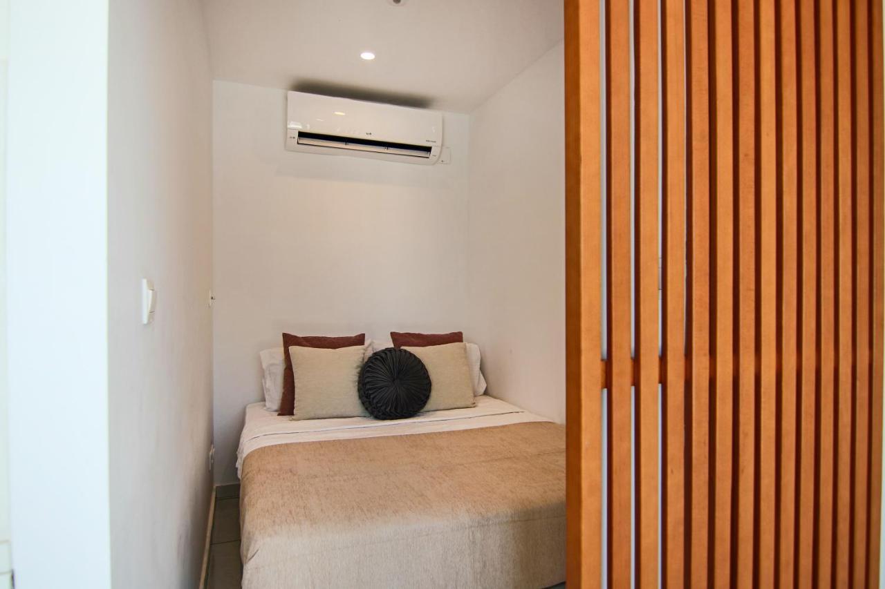 Phaedrus Living - Seaside Luxury Flat Harbour 104 Apartment Paphos Exterior foto
